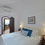 Gaia - Sea View, Pool, Terrace, Patio & Courtyard Positano