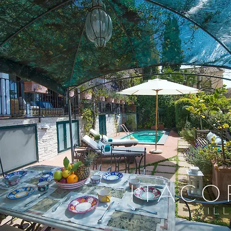 Villa Gaia - Sea View, Pool, Terrace, Patio & Courtyard Positano