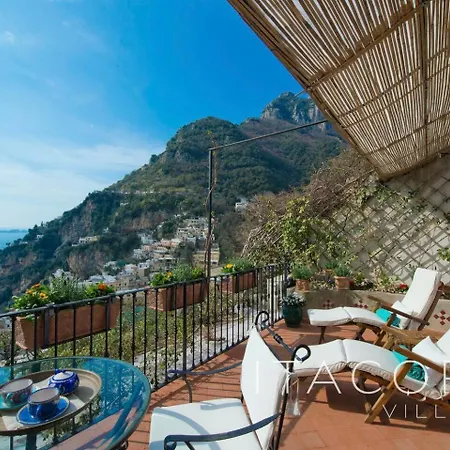 Villa Gaia - Sea View, Pool, Terrace, Patio & Courtyard *