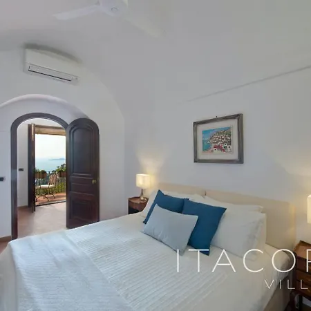 Gaia - Sea View, Pool, Terrace, Patio & Courtyard Positano